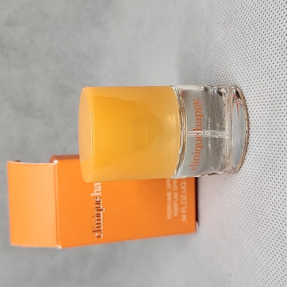 CLINIQUE CLASSIC FRAGRANCE HAPPY.